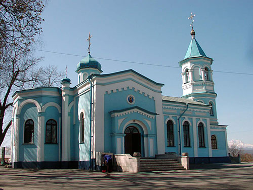 Владикавказ, ул. К.Хетагурова. Церковь Рождества Пресвятой Богородицы (Осетинская церковь). Фото "Кавказского Узла"