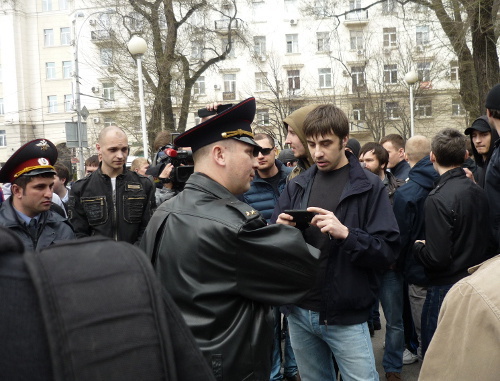 Ростов-на-Дону, 13 апреля 2013 г. Во время акции "День русского гнева" на площади Советов. Фото Олеси Диановой для "Кавказского узла"