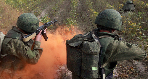 Военные учения: отработка действий межвидовой группировки войск. Фото Алексея Ерешко http://stat.multimedia.mil.ru/multimedia/photo/gallery.htm?id=18362@cmsPhotoGallery