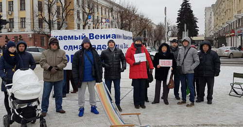 Обманутые дольщики ЖК "Анит-Сити" у администрации края. Краснодар, 24 января 2017 г. Фото Светланы Кравченко для "Кавказского узла"