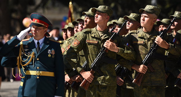 Парад в РЮО на День независимости. Фото © Sputnik / Ада Багиан http://sputnik-ossetia.ru/South_Ossetia/20170314/3842000.html