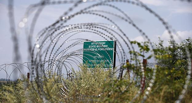 Граница Южной Осетии и Грузии. Фото: REUTERS/David Mdzinarishvili