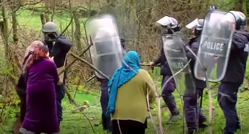 Столкновения протестующих в Панкиси с полицией. Фото: кадр видео "Кавказского узла" https://www.youtube.com/watch?time_continue=2&v=0WOd5bOftv4