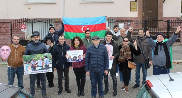 Активисты движения Azərbaycan Naminə Demokratiya (AND). Фото: пресс-служба AND, https://www.facebook.com/azerbaycannaminedemokratiya/photos/a.158614667924657/793646984421419/?type=3&theater