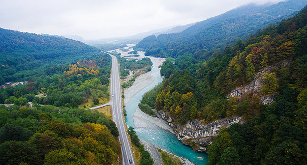 Транскавказская магистралиь. Фото: Александр Божков https://ru.wikipedia.org/