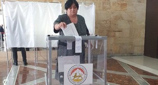 Голосование на выборах в Южной Осетии, фото: https://alaniatv.ru/
