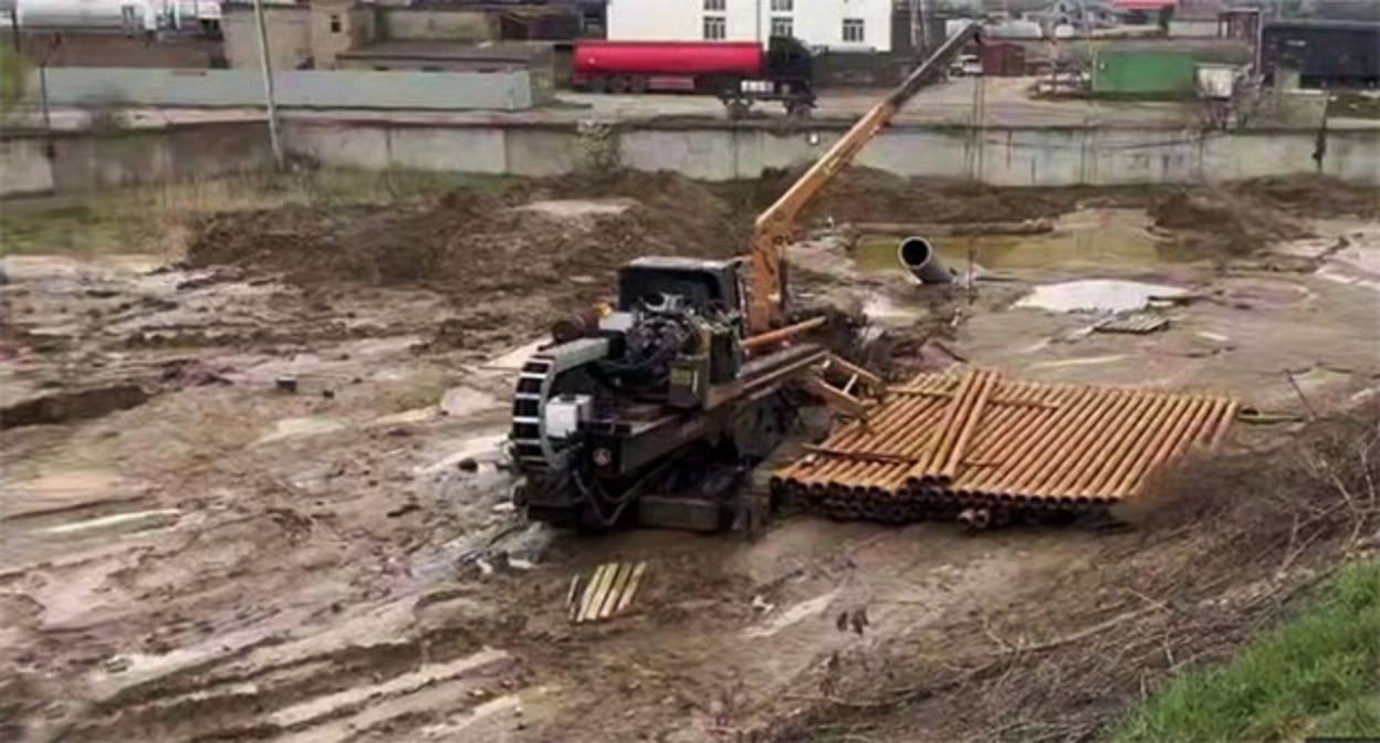 Канал имени Октябрьской революции в Махачкале. Скриншот видео Единый оператор Республики Дагестан Канал имени Октябрьской революции в Махачкале. Скриншот видео Единый оператор Республики Дагестан